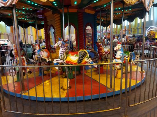 عکس شهربازی روباز دهکده