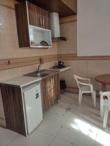 مهمانپذیر زرین