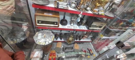 عکس عتیقه فروشی