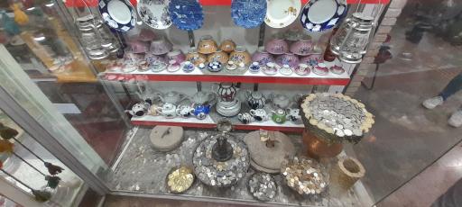 عکس عتیقه فروشی