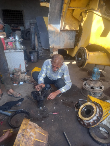 عکس تعممیرگاه شهرداری