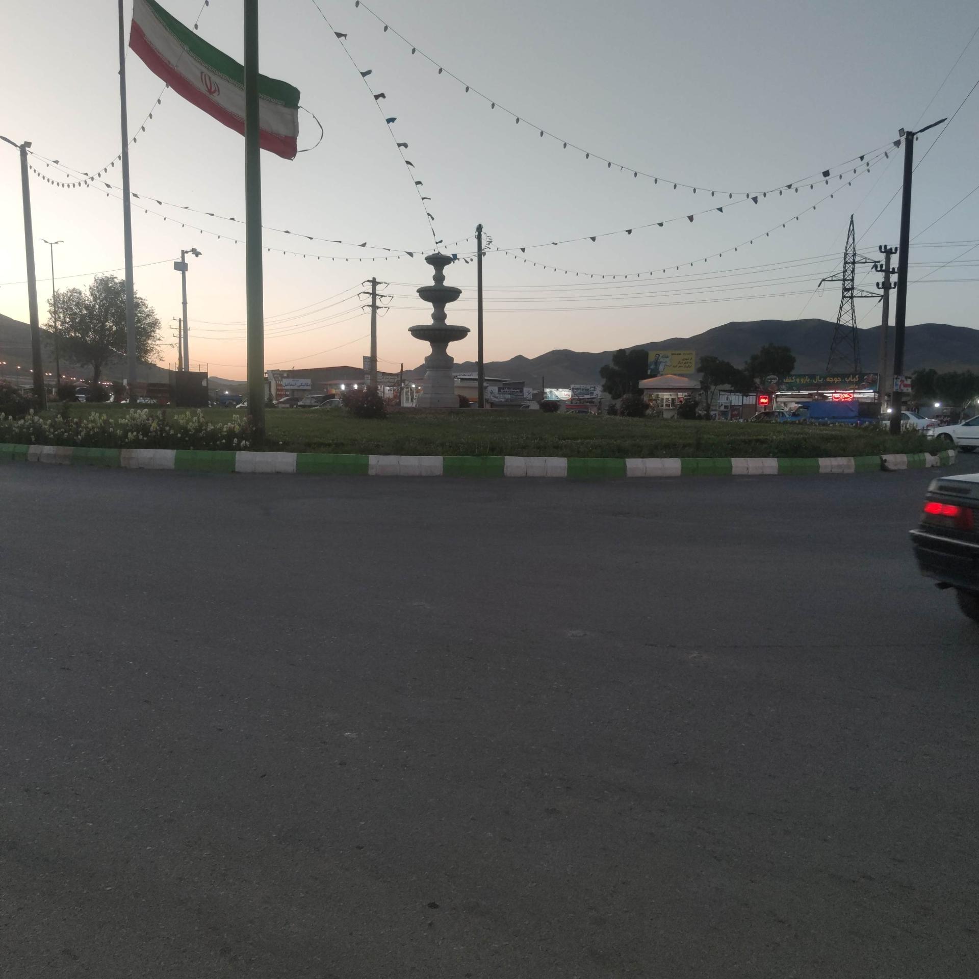 عکس میدان بسیج (خورشیدی)