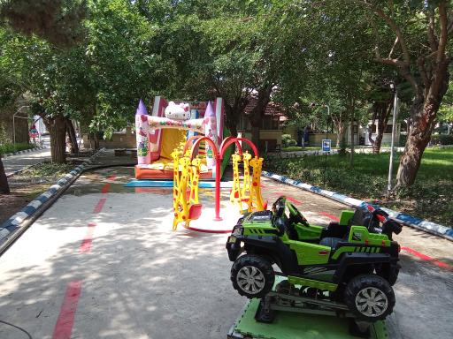 عکس کلوپ دوچرخه سواری و بازی نونهالان لبخند