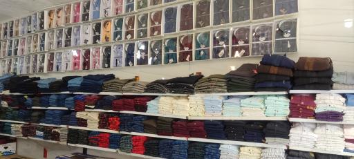 عکس فروشگاه پوشاک و لوازم جانبی موبایل بتا