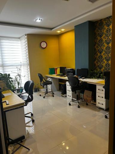 عکس دپارتمان اداری منابع انسانی آسمان 