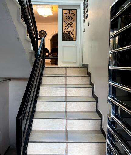 مرکز مشاوره دکتر احمد مزارعی ستوده