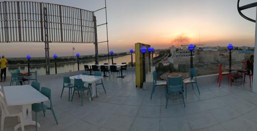 عکس کافه موزه فست فود آکواریوم