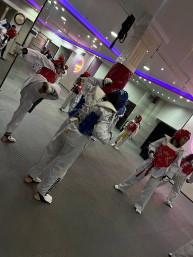 عکس باشگاه مهربانو