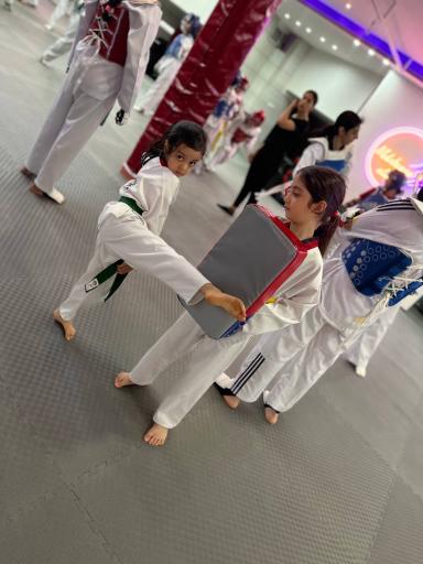 عکس باشگاه مهربانو