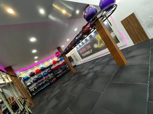 عکس باشگاه مهربانو