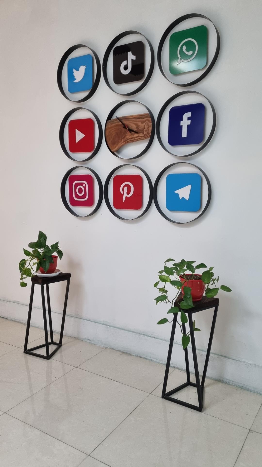 عکس استودیوی گروه هنری نوبین 