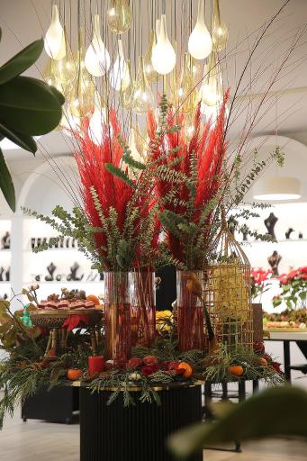 عکس آکادمی طلا و جواهر یاسان