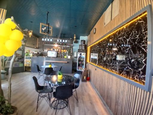 عکس کافه ونیز