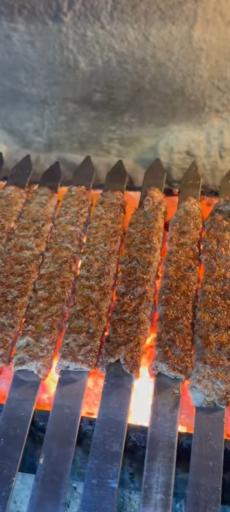 عکس کبابی عمو بهرام 