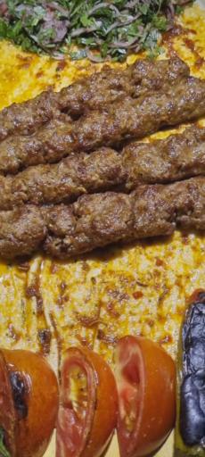 عکس کبابی عمو بهرام 