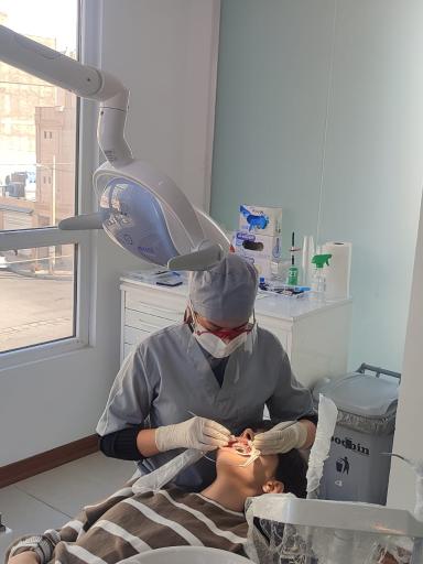 عکس مطب دکتر ابریشم چی متخصص ارتودنسی