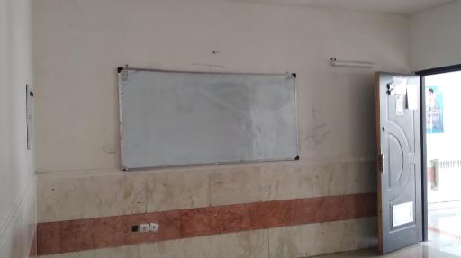 عکس دبیرستان علوم و معارف اسلامی صدرا