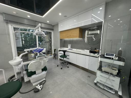 عکس مطب دندانپزشکی دکتر حکیمیان
