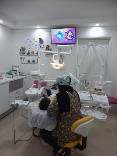 عکس مطب دندانپزشکی دکتر زکیه فروزان نژاد 