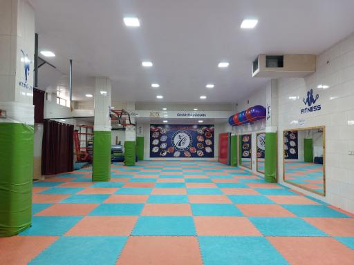 عکس باشگاه فرهنگی ورزشی قهرمانان درچه 