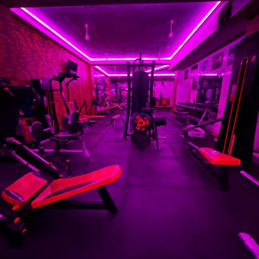 باشگاه بدنسازی فیت