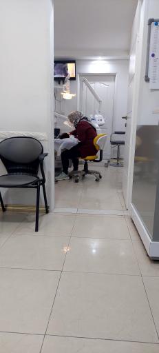 مطب دندانپزشکی دکتر زکیه فروزان نژاد 