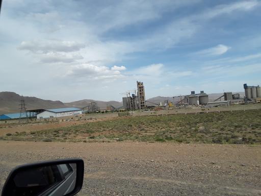 عکس کارخانه سیمان شهرکرد