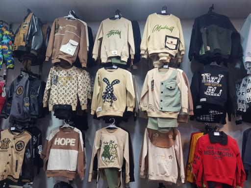 پوشاک بچگانه چیچک