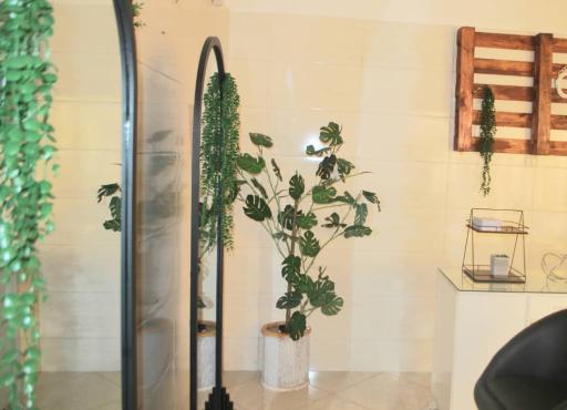 عکس سالن زیبایی مهسانا