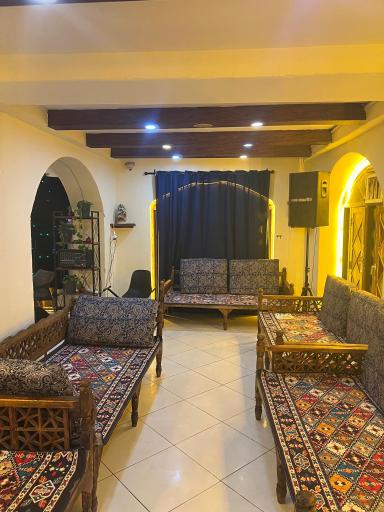 عکس رستوران سنتی طلوع