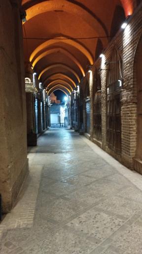 اقامتگاه بومگردی خانه شعر 