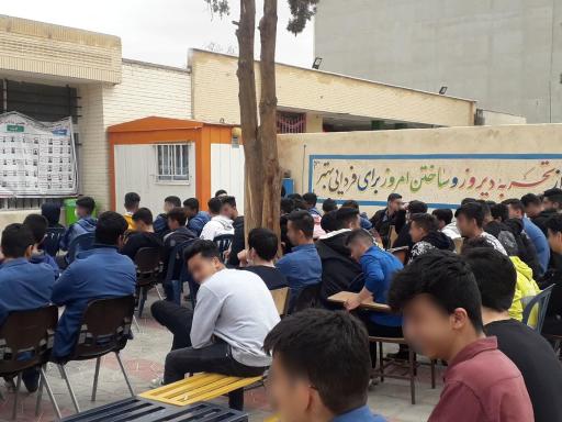 عکس دبیرستان پسرانه غیردولتی سرآمدان