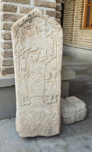 عکس مقبره شیخ محمود شبستری