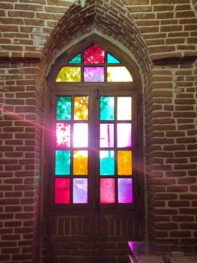 عکس مقبره شیخ محمود شبستری