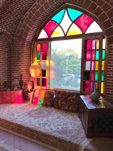 عکس مقبره شیخ محمود شبستری