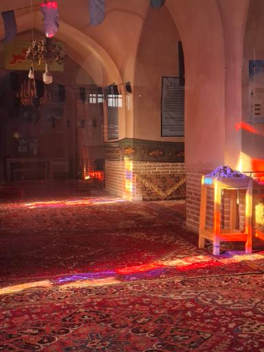 عکس مقبره شیخ محمود شبستری