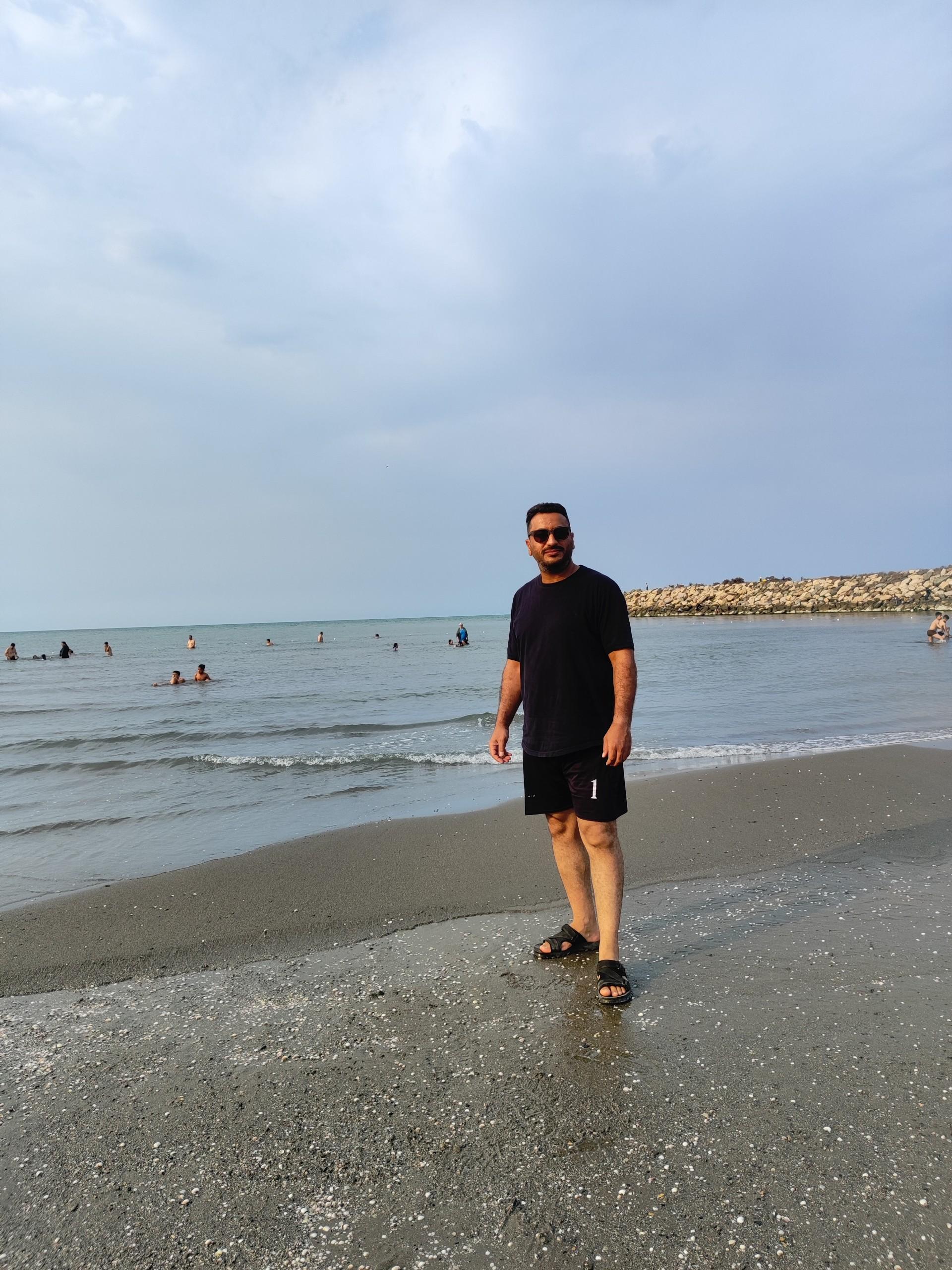 عکس موج شکن رامسر 