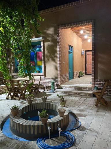 عکس بوم‌گردی کاشانه بسطام