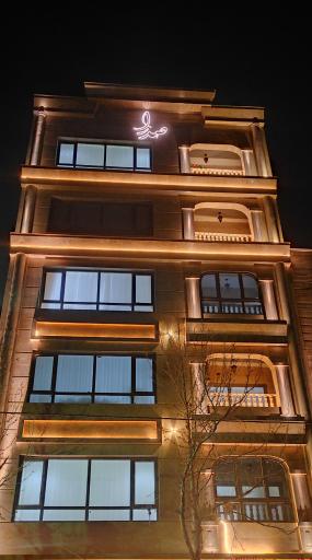 عکس ساختمان صدرا