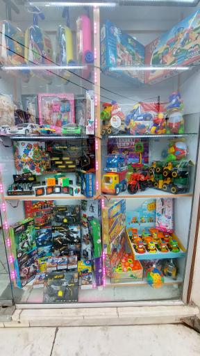 عکس لوازم التحریر و اسباب بازی فروشی پاسارگاد