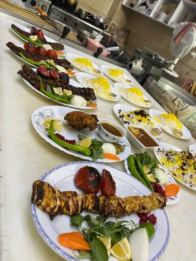 رستوران معین