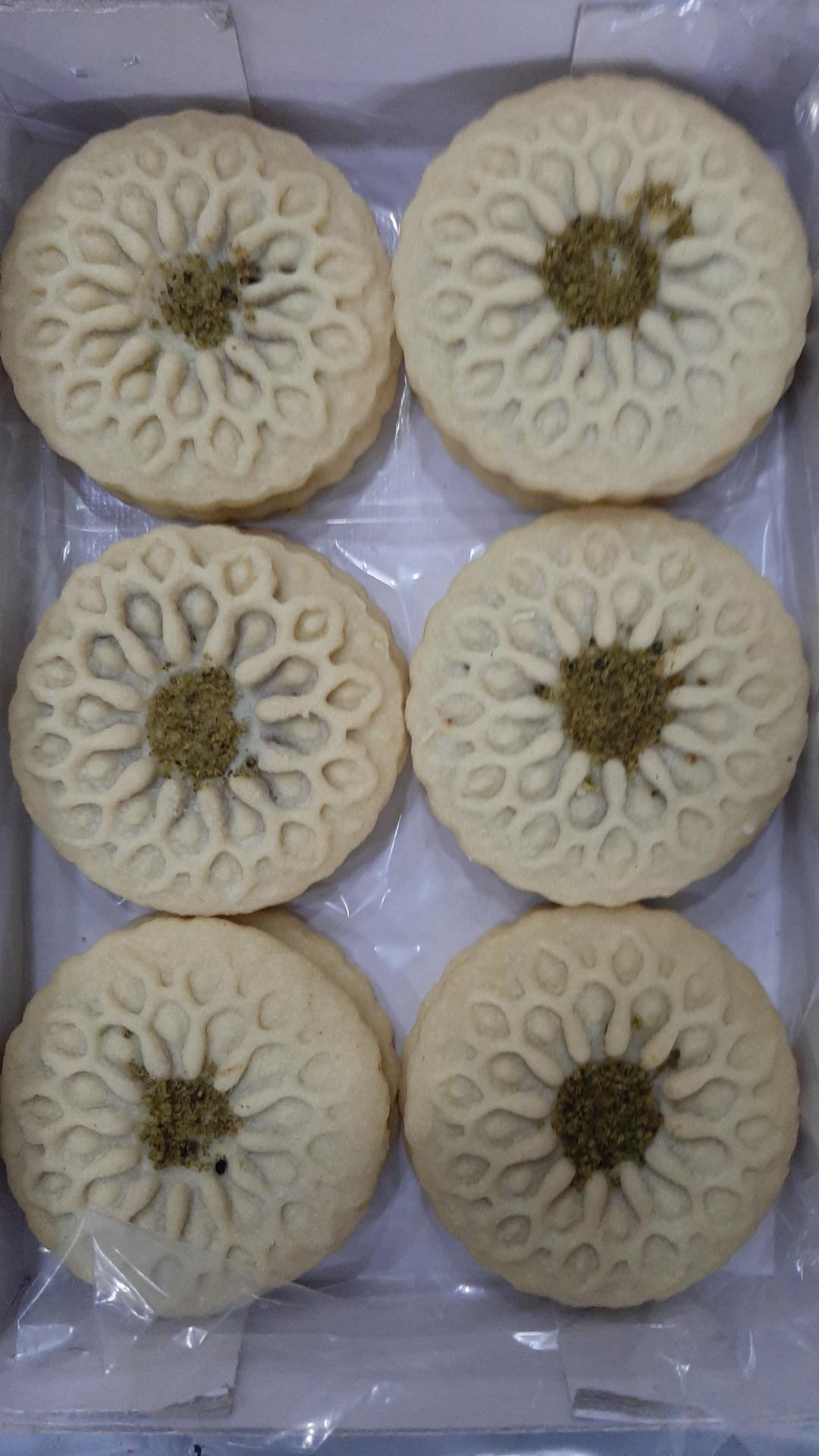 عکس شیرینی برومند