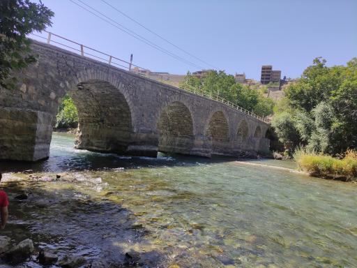 عکس پل سنگی تاریخی هوره