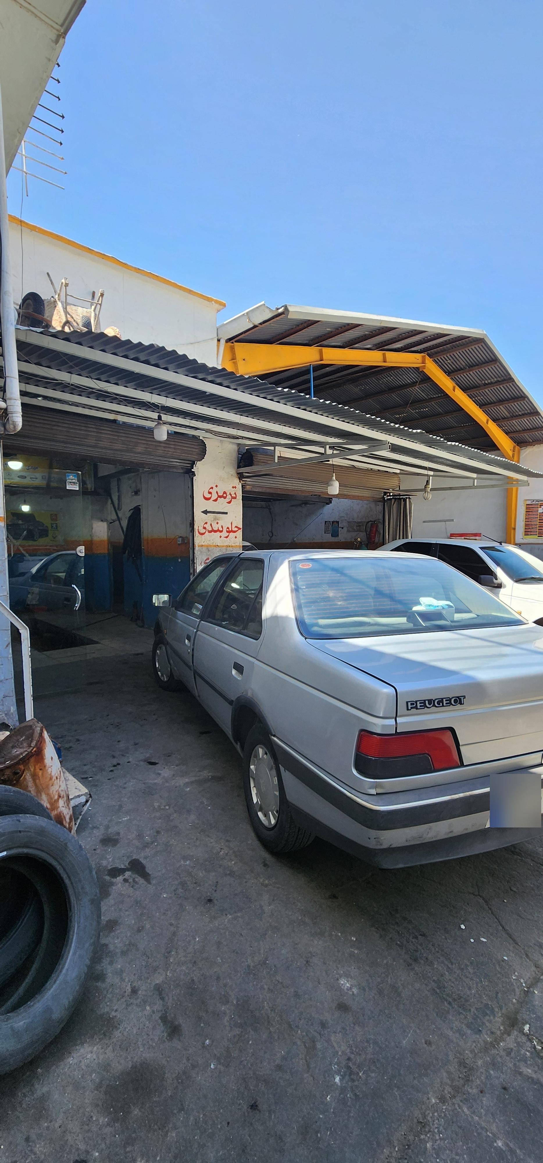 عکس جلوبندی و ترمزی وحید