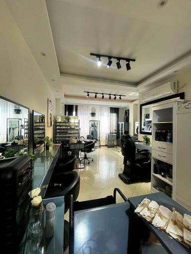 عکس سالن زیبایی بانو زارعی (هستی سابق)