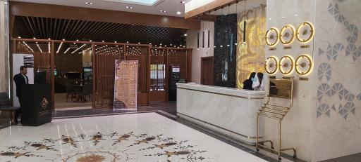 عکس هتل لعل متین