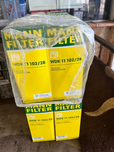 عکس مجتمع تعویض روغنی آذرخش 