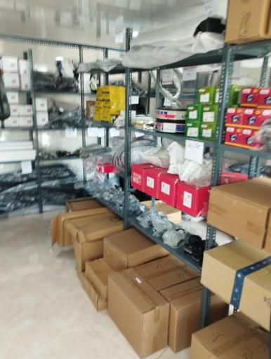 عکس فروشگاه مستر چین