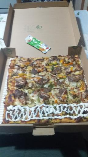 عکس پیتزا نوید