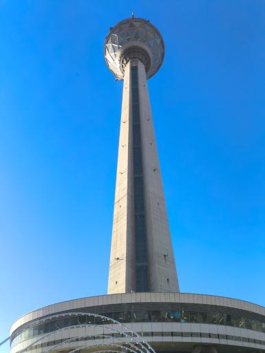 عکس برج  میلاد